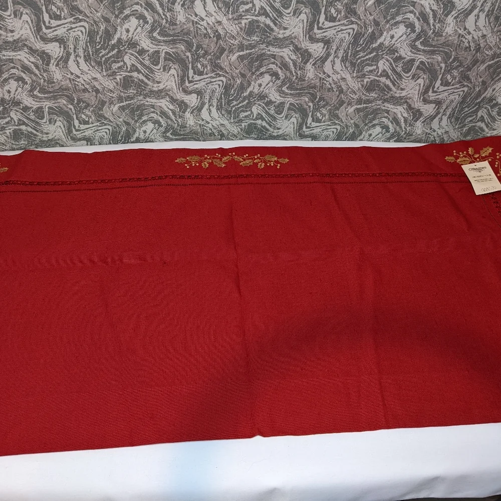 NWT Vintage Chikazawa Decorative Table Cloth